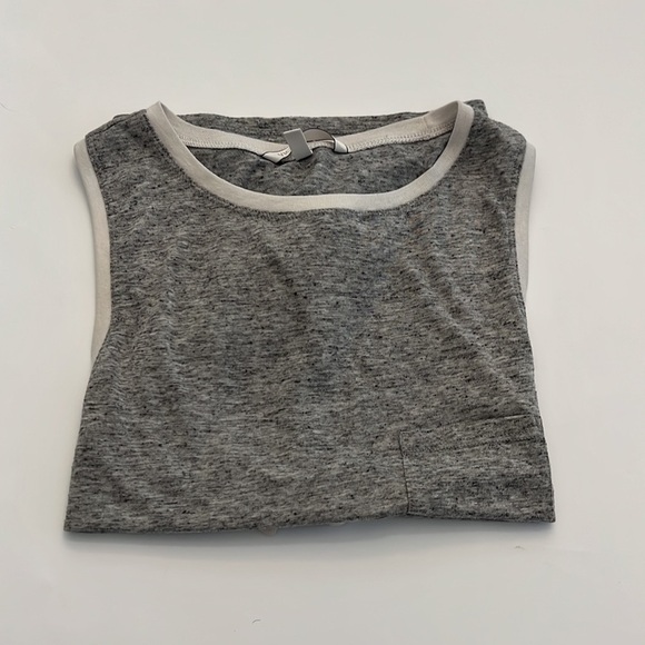 VICTORIA’S Secret Heather gray tank top with front pocket size M - Picture 6 of 16